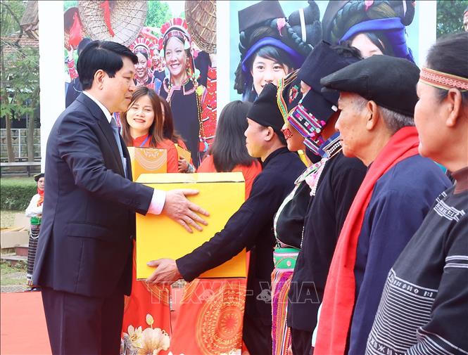 Chủ tịch nước: Văn hóa truyền thống của 54 dân tộc là nguồn lực quý báu xây dựng một Việt Nam hùng mạnh