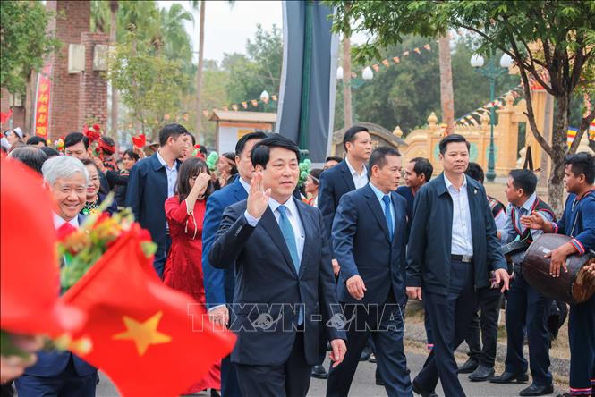 Chủ tịch nước: Văn hóa truyền thống của 54 dân tộc là nguồn lực quý báu xây dựng một Việt Nam hùng mạnh