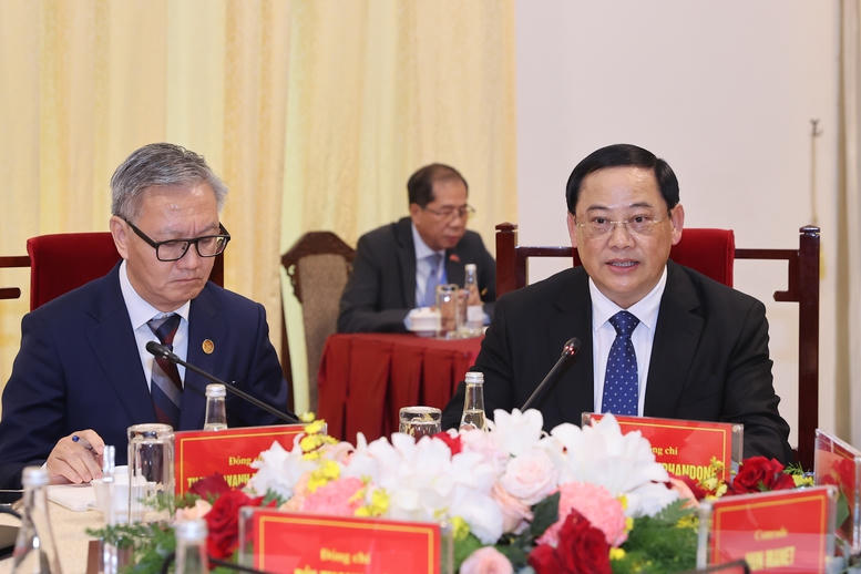 Ba Thủ tướng Việt Nam, Lào, Campuchia họp triển khai Kết luận Cuộc gặp giữa ba Người đứng đầu ba Đảng