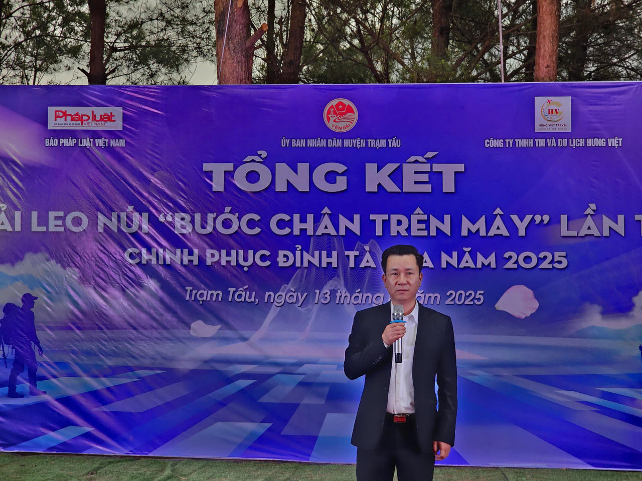 'Bước chân trên mây' Lần thứ II - Chinh phục đỉnh Tà Xùa đã thành công rực rỡ