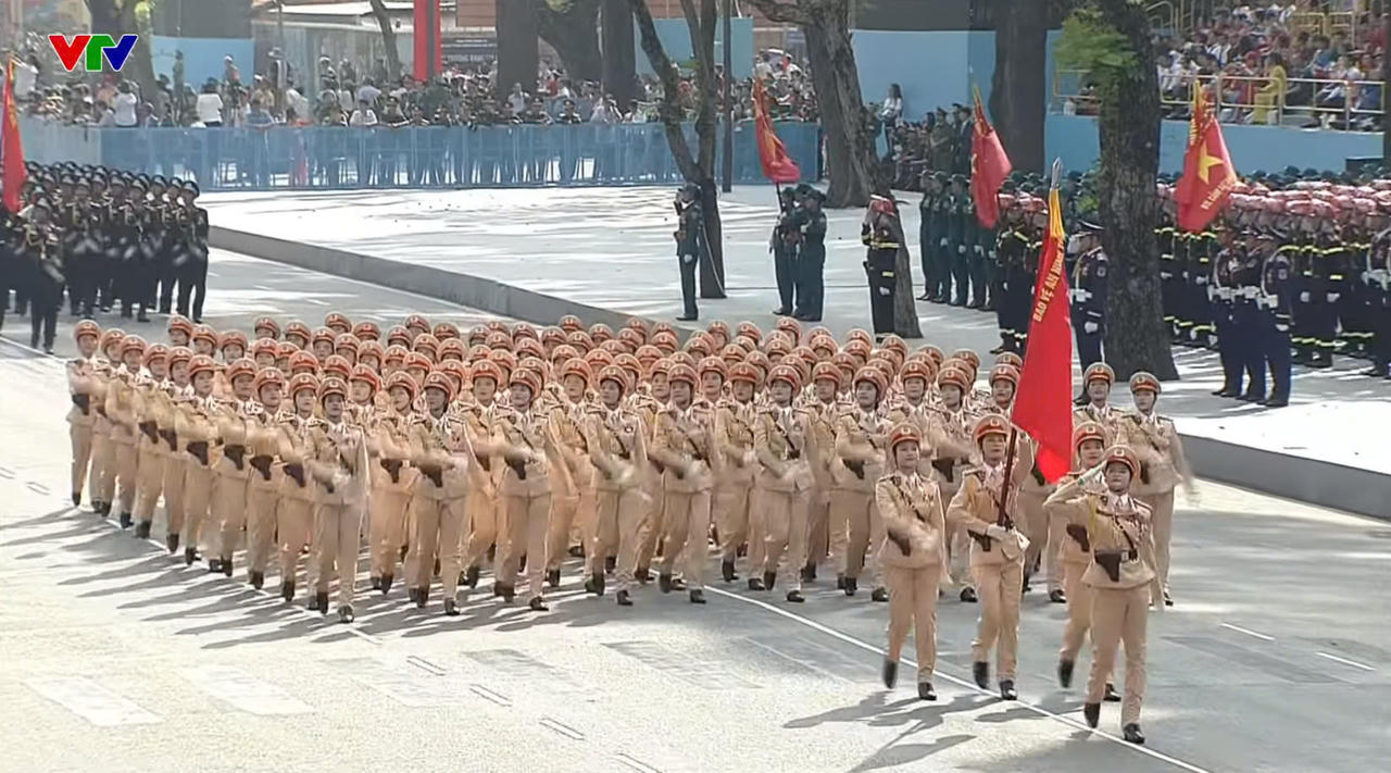 LỄ KỶ NIỆM, DIỄU BINH, DIỄU HÀNH MỪNG 50 NĂM GIẢI PHÓNG MIỀN NAM, THỐNG NHẤT ĐẤT NƯỚC
