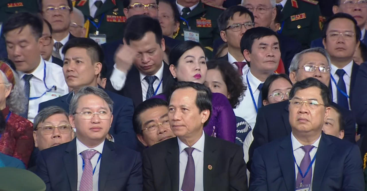 LỄ KỶ NIỆM, DIỄU BINH, DIỄU HÀNH MỪNG 50 NĂM GIẢI PHÓNG MIỀN NAM, THỐNG NHẤT ĐẤT NƯỚC