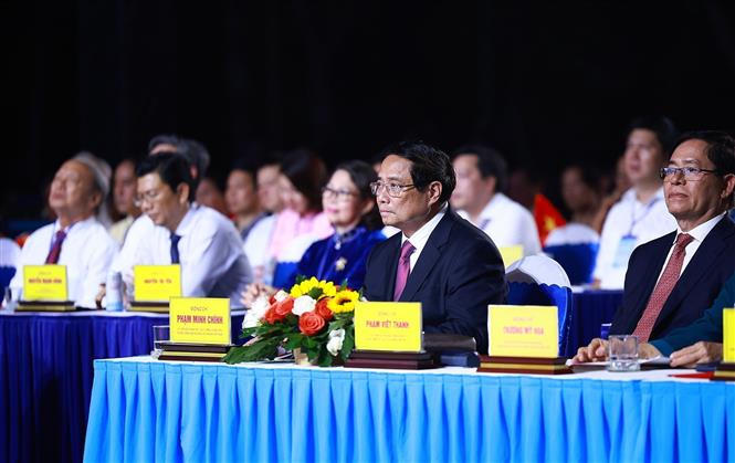 Ngọn lửa của lòng yêu nước và ý chí kiên trung tiếp tục soi đường cho hôm nay và mai sau