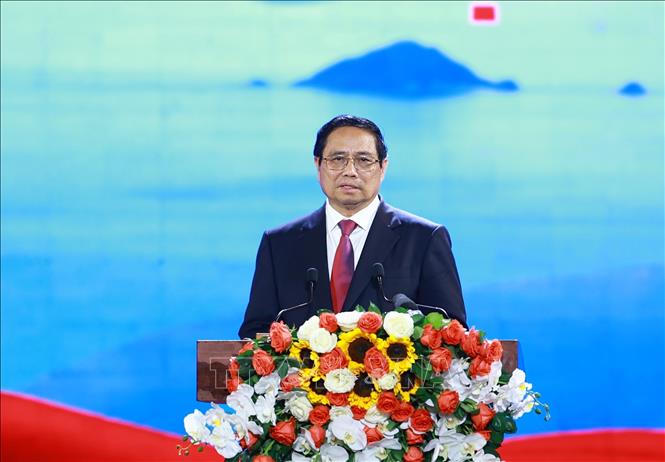 Ngọn lửa của lòng yêu nước và ý chí kiên trung tiếp tục soi đường cho hôm nay và mai sau