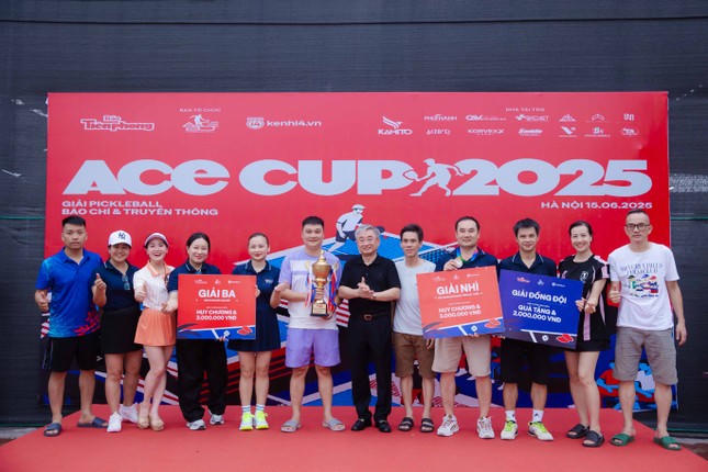 'Lộ diện' những nhà vô địch giải Pickleball Báo chí và Truyền thông - ACE Cup 2025