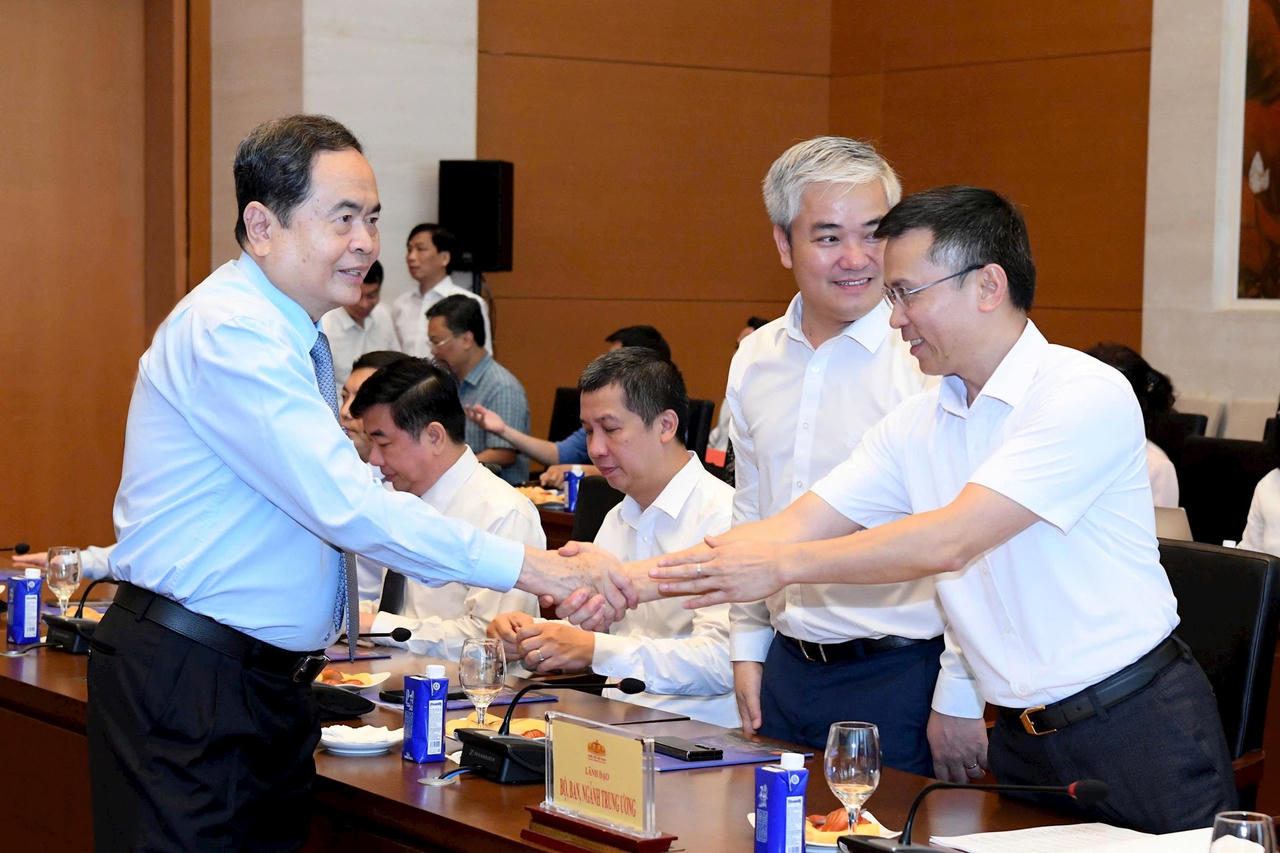 Chủ tịch Quốc hội Trần Thanh Mẫn gặp mặt các cơ quan báo chí