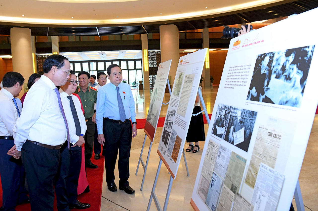 Chủ tịch Quốc hội Trần Thanh Mẫn gặp mặt các cơ quan báo chí