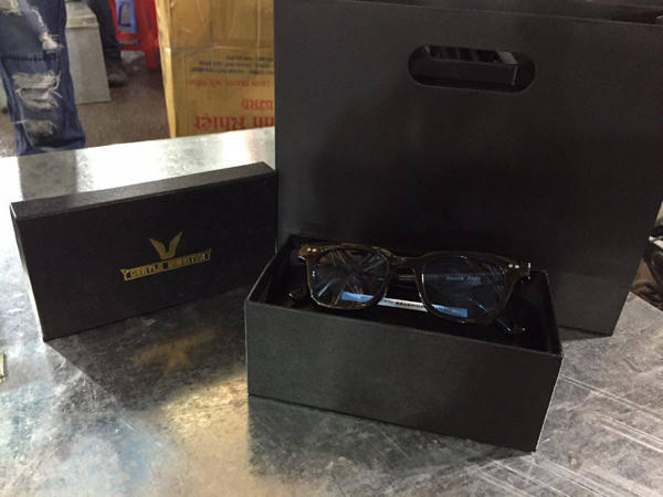 Cảnh báo: Tác hại của kính mắt kém chất lượng ít ai biết đến