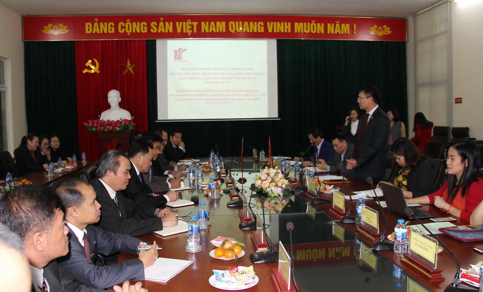 Giám đốc Học viện Tư pháp Việt Nam tiếp Thứ trưởng Bộ Tư pháp nước CHDCND Lào 
