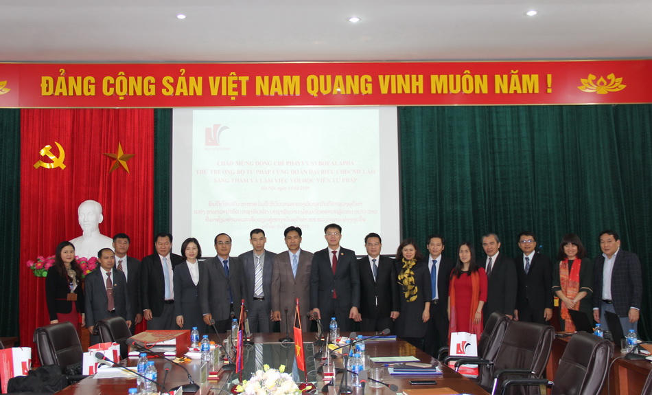 Giám đốc Học viện Tư pháp Việt Nam tiếp Thứ trưởng Bộ Tư pháp nước CHDCND Lào 