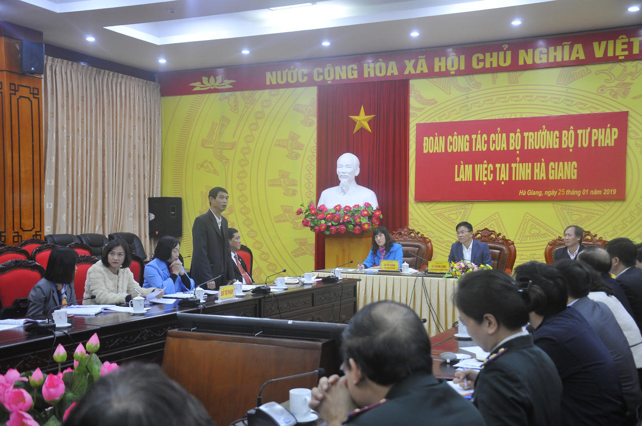 Bộ trưởng Lê Thành Long làm việc với Thường trực Tỉnh ủy Hà Giang