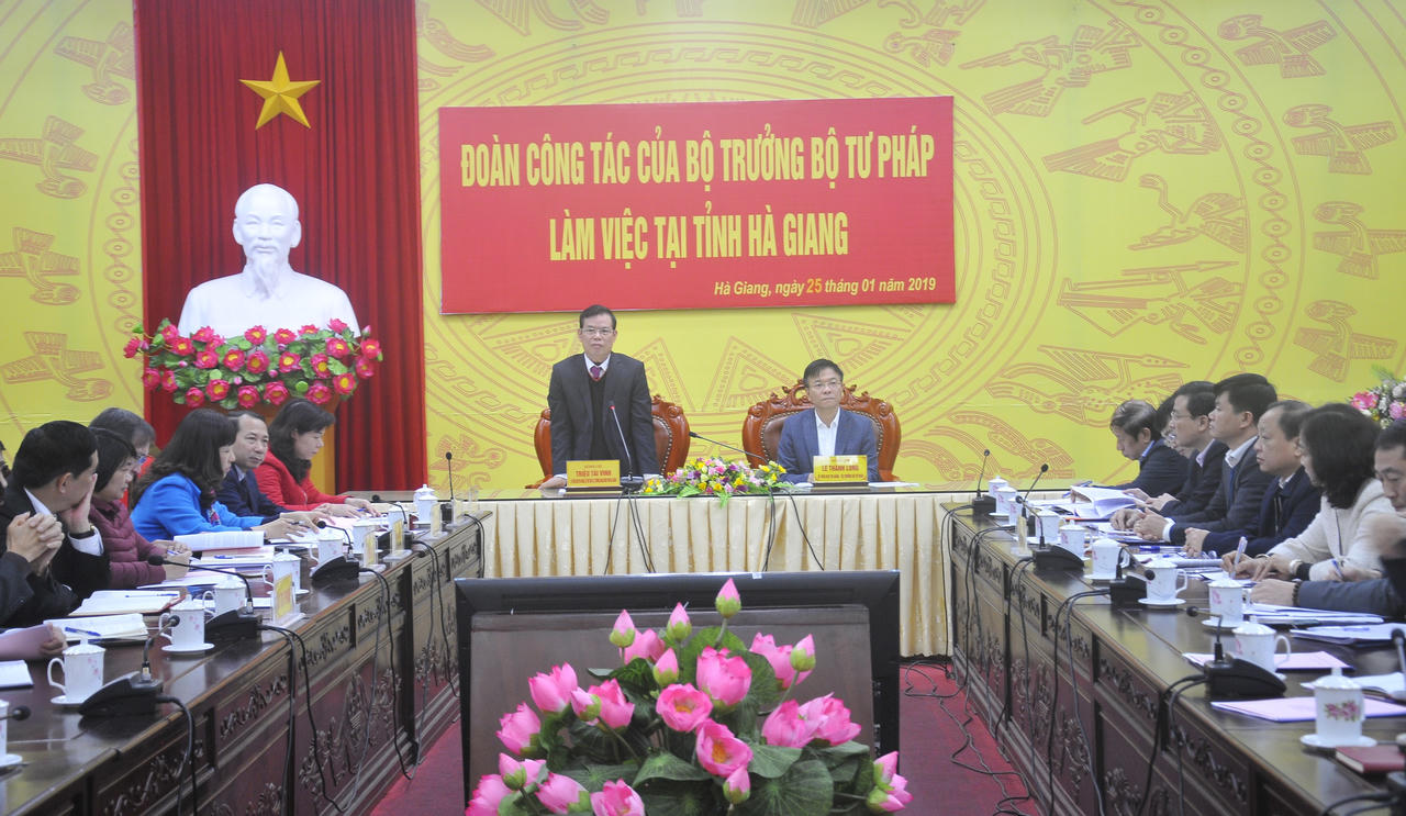 Bộ trưởng Lê Thành Long làm việc với Thường trực Tỉnh ủy Hà Giang