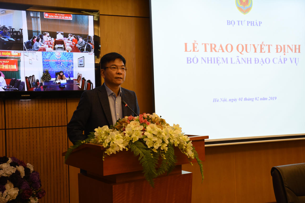 Bộ Tư pháp trao Quyết định bổ nhiệm Lãnh đạo cấp Vụ