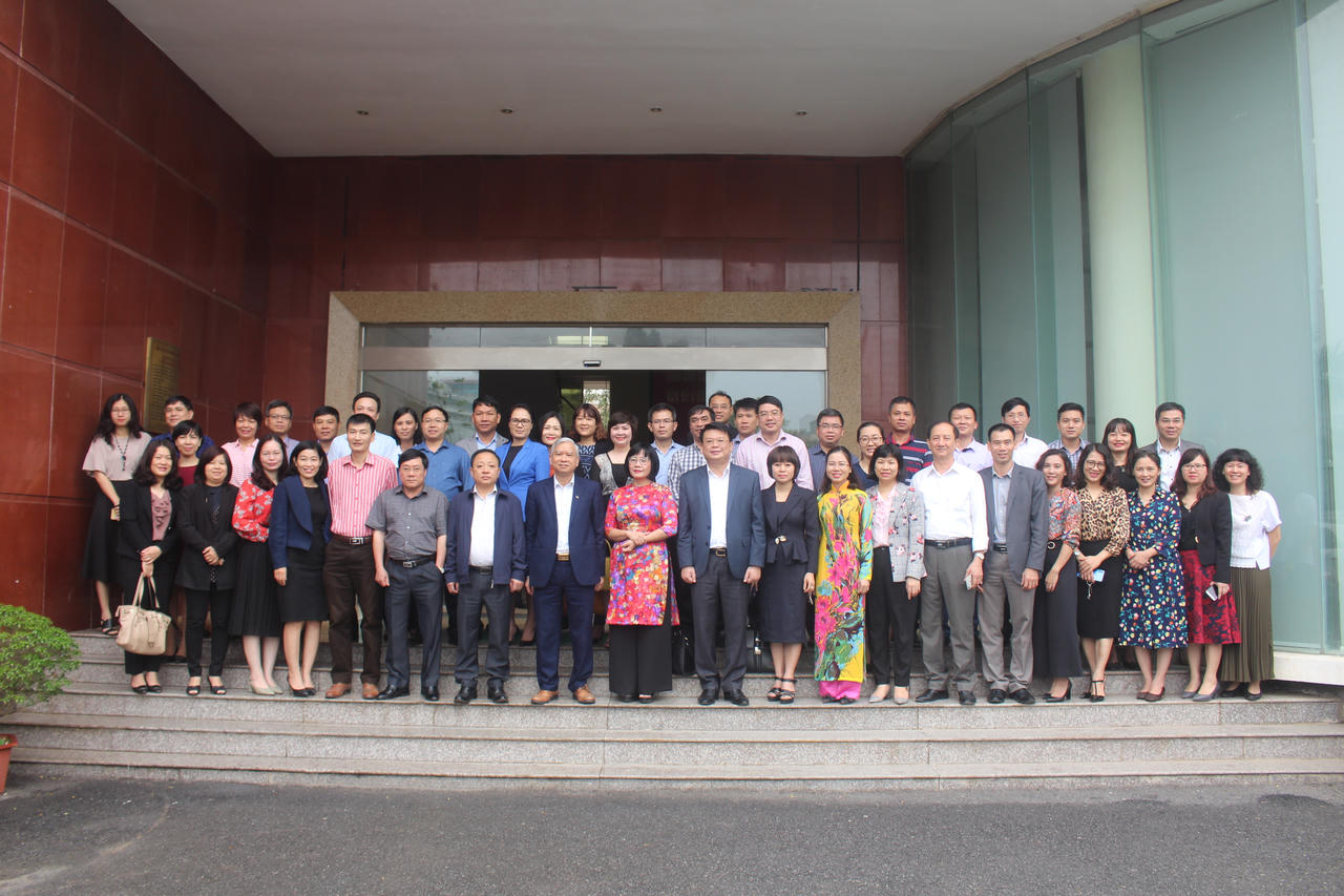 Khai giảng Lớp bồi dưỡng năng lực quản lý cấp Vụ và tương đương