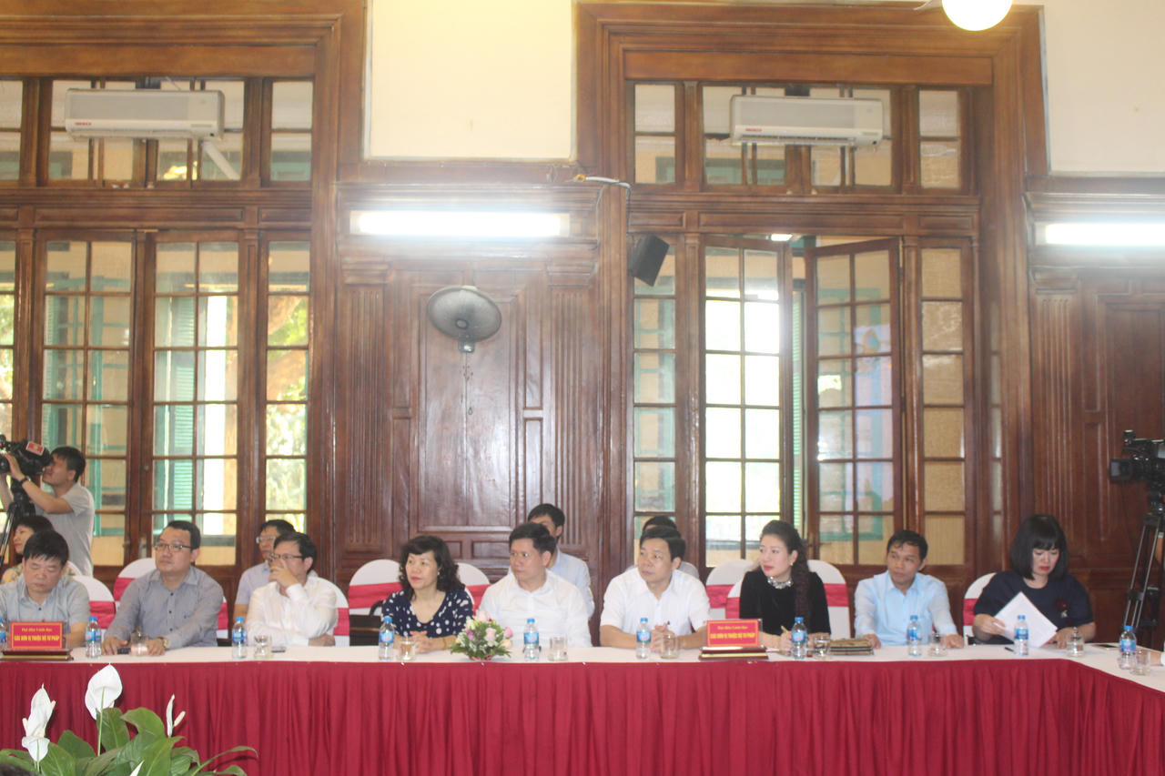 Ký kết Chương trình phối hợp giữa Tòa án nhân dân tối cao và Bộ Tư pháp