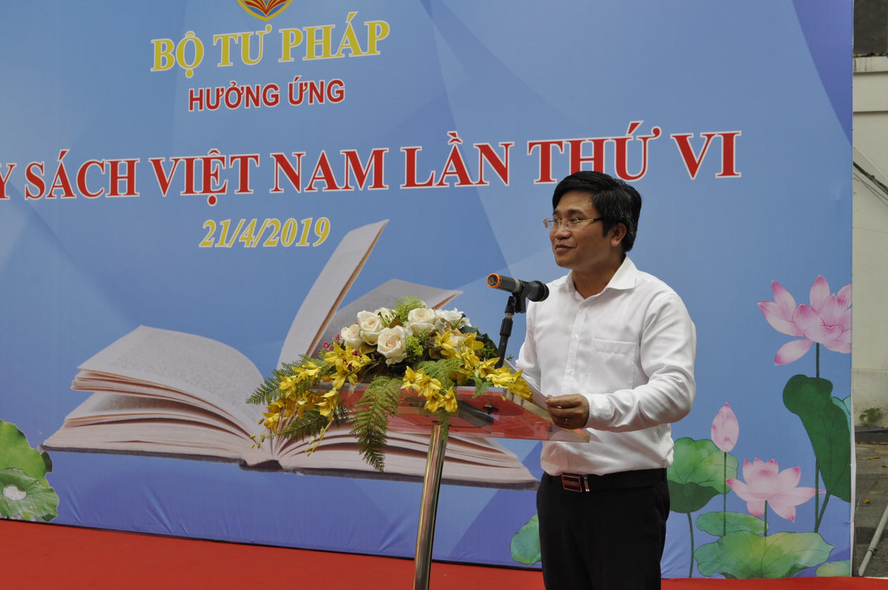 Bộ Tư pháp hưởng ứng Ngày sách Việt Nam lần thứ VI