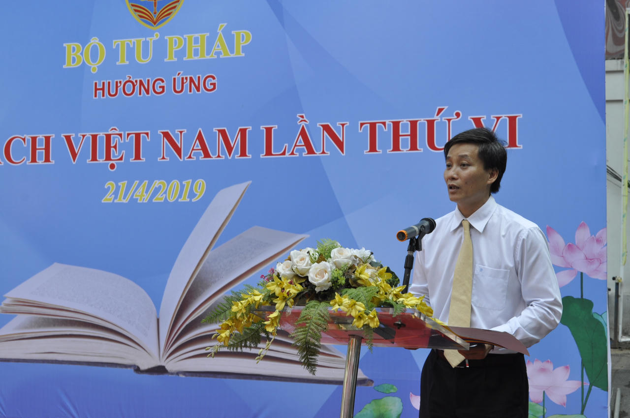 Bộ Tư pháp hưởng ứng Ngày sách Việt Nam lần thứ VI