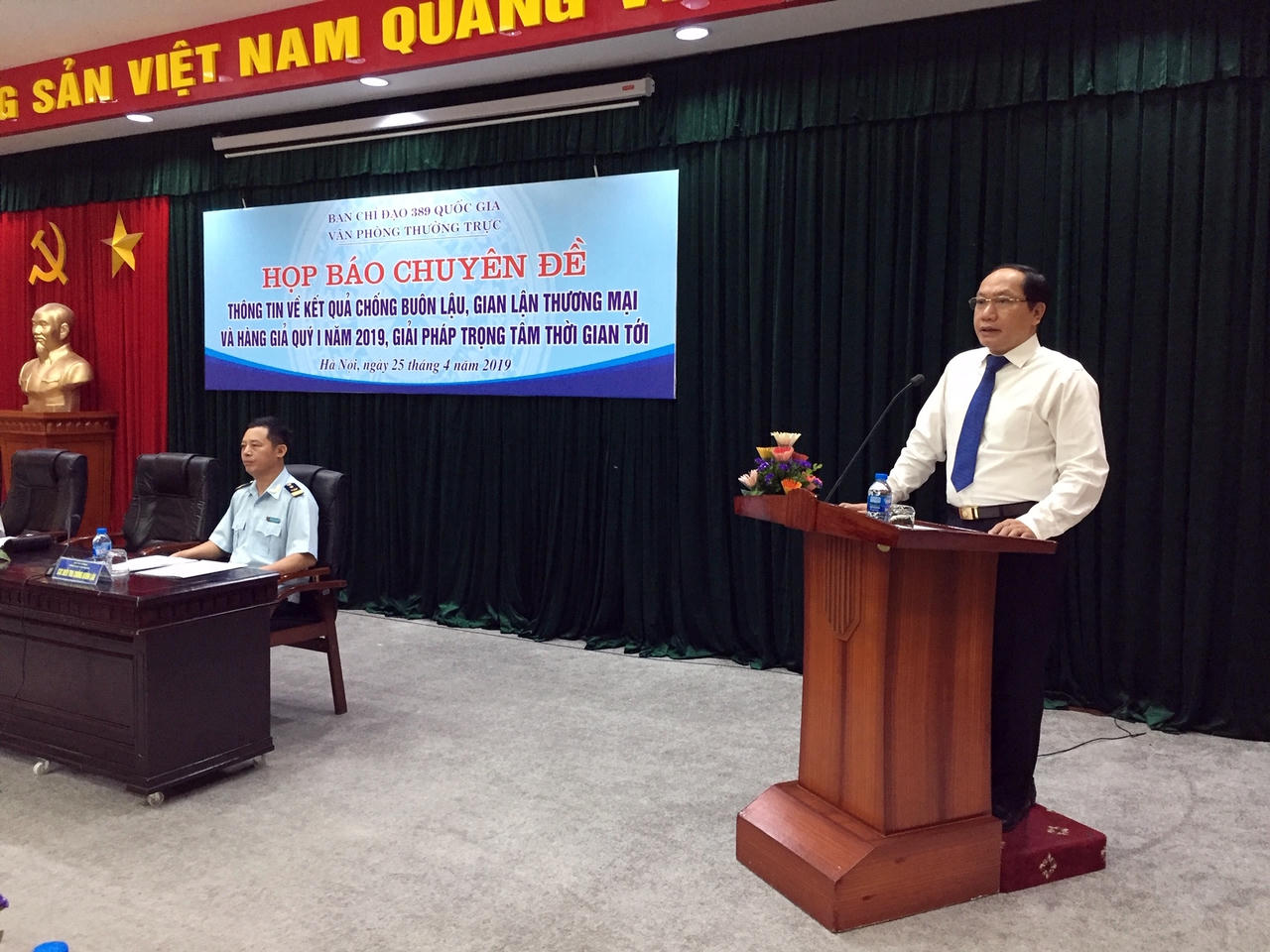 Tổng cục Hải Quan: Buôn bán ma túy nay được tính bằng tấn