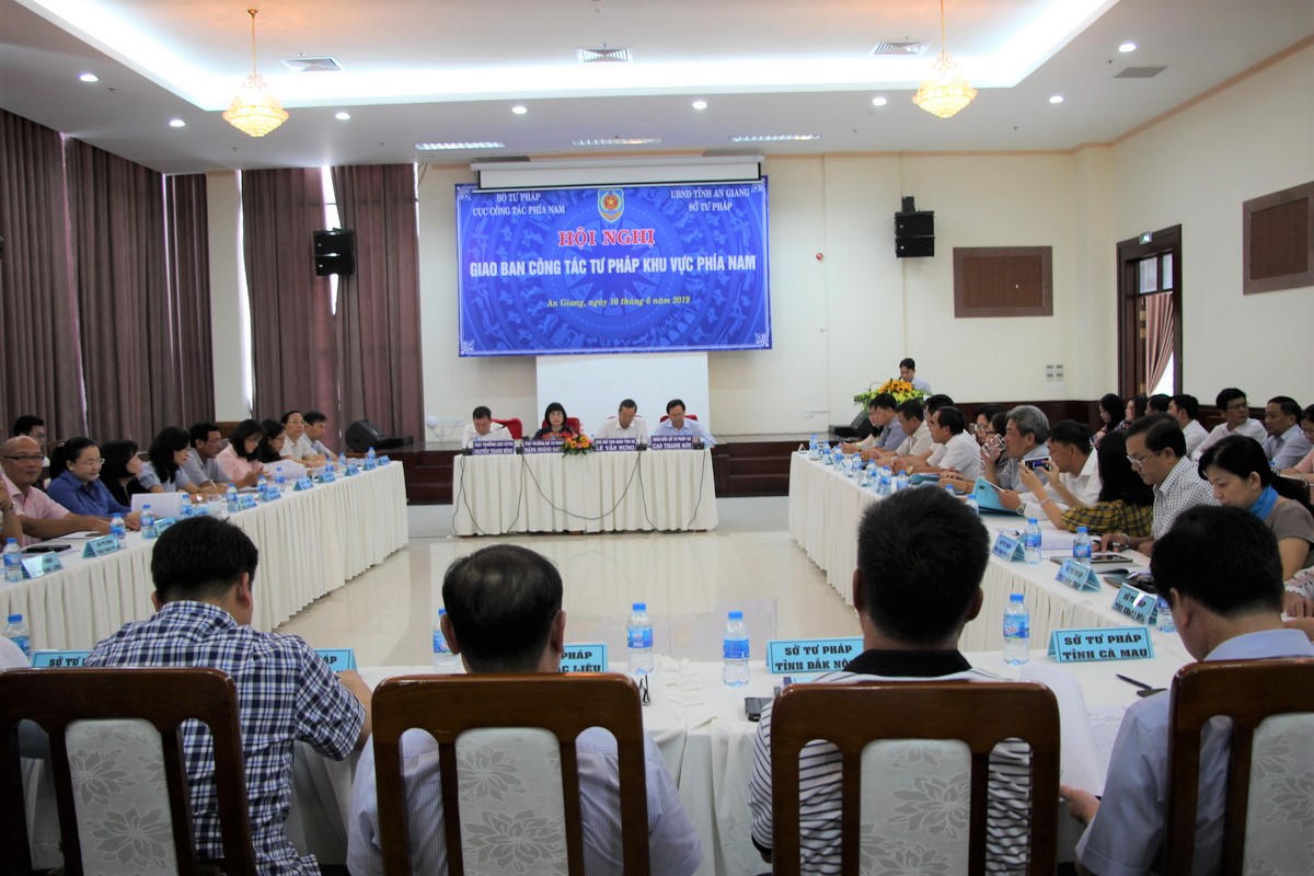 Hội nghị giao ban công tác tư pháp khu vực phía Nam