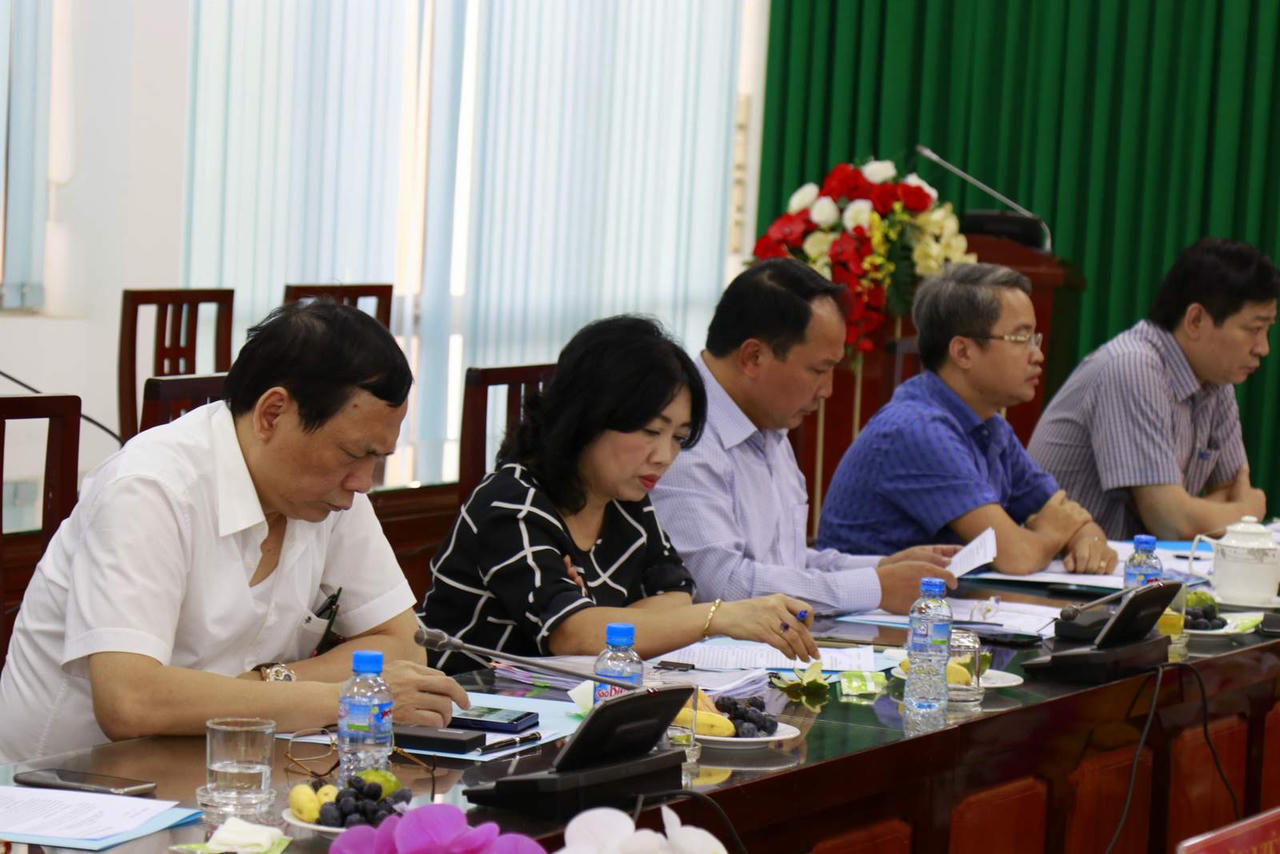 Bộ trưởng Lê Thành Long làm việc với tỉnh Trà Vinh: Đẩy mạnh giải quyết công tác quốc tịch, hộ tịch có yếu tố nước ngoài