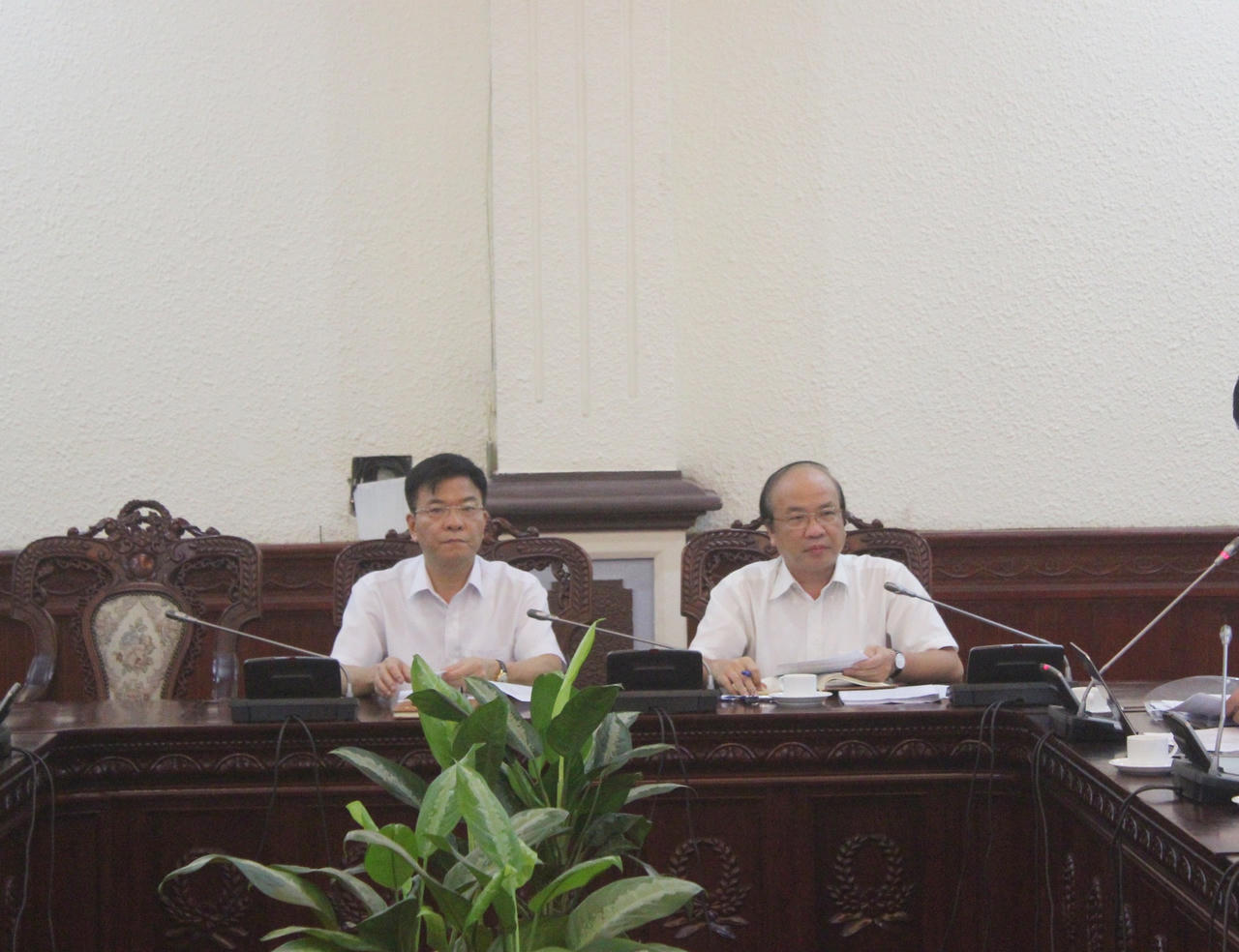 Đảm bảo tiến độ xây dựng báo cáo tổng kết Nghị quyết 49-NQ/TW