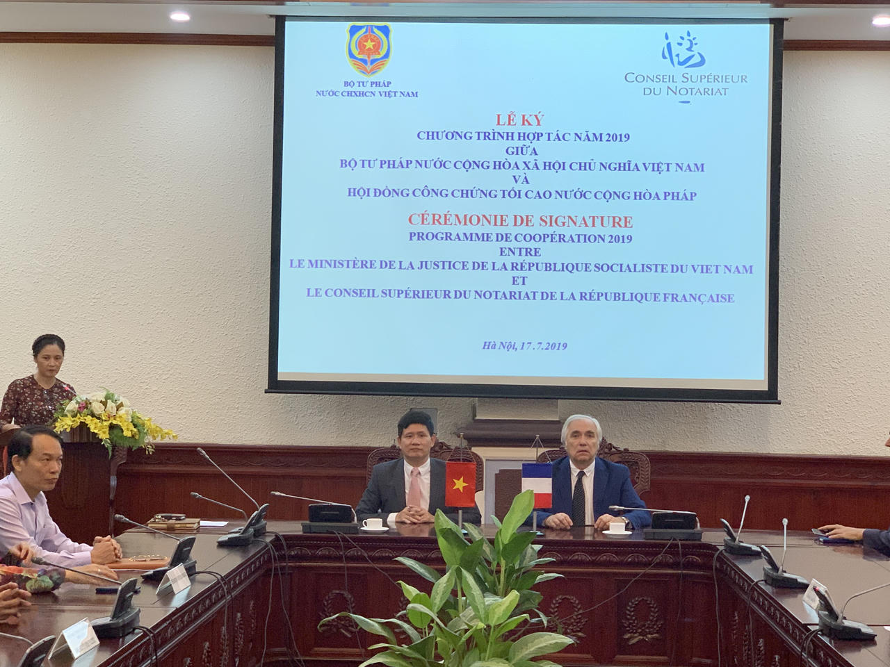 Ký kết Bản ghi nhớ hợp tác giữa Việt Nam và Cộng hòa Pháp