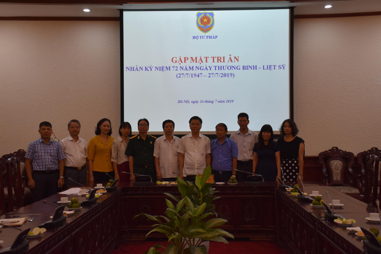 Bộ Tư pháp gặp mặt tri ân nhân kỷ niệm 72 năm Ngày Thương binh - Liệt sỹ