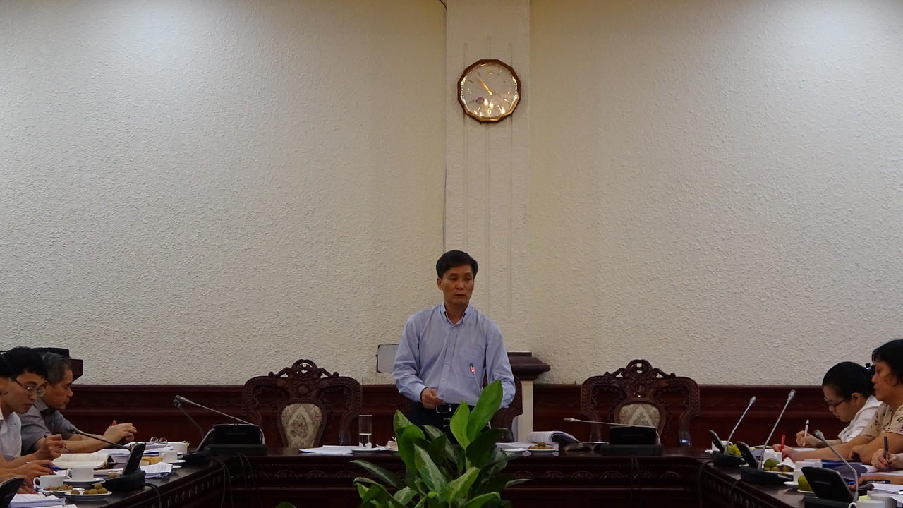 Phải có chính sách phát triển phương tiện giao thông công cộng