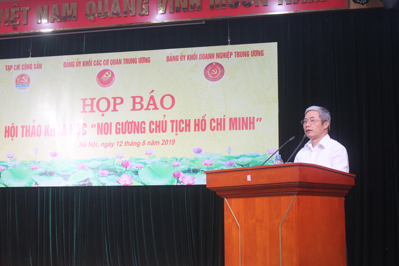 Noi gương Bác là việc làm xuất phát từ trái tim của mỗi người