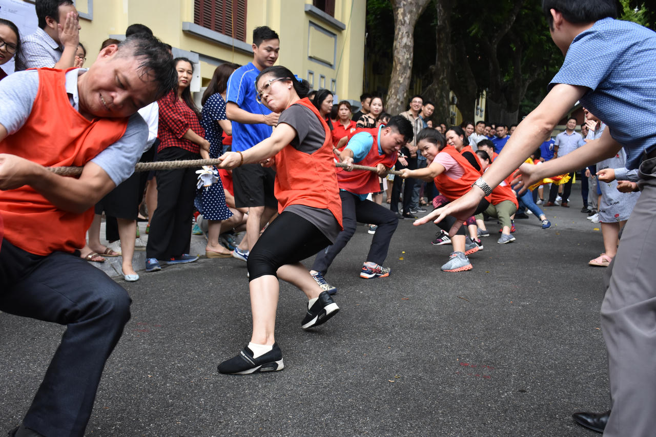 Trao giải thể thao chào mừng 74 năm ngày truyền thống Ngành Tư pháp Việt Nam