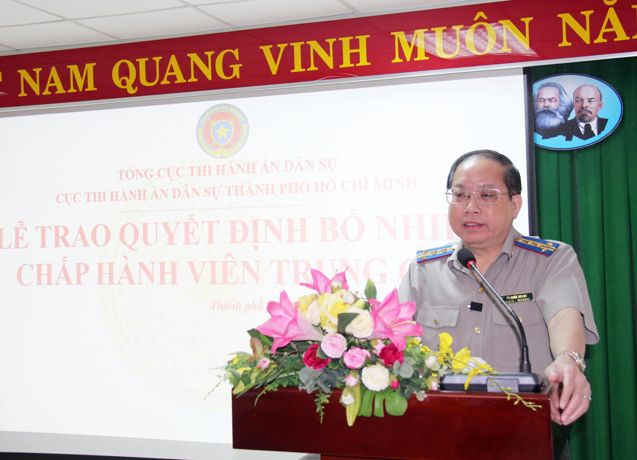 TP Hồ Chí Minh trao quyết định bổ nhiệm Chấp hành viên trung cấp
