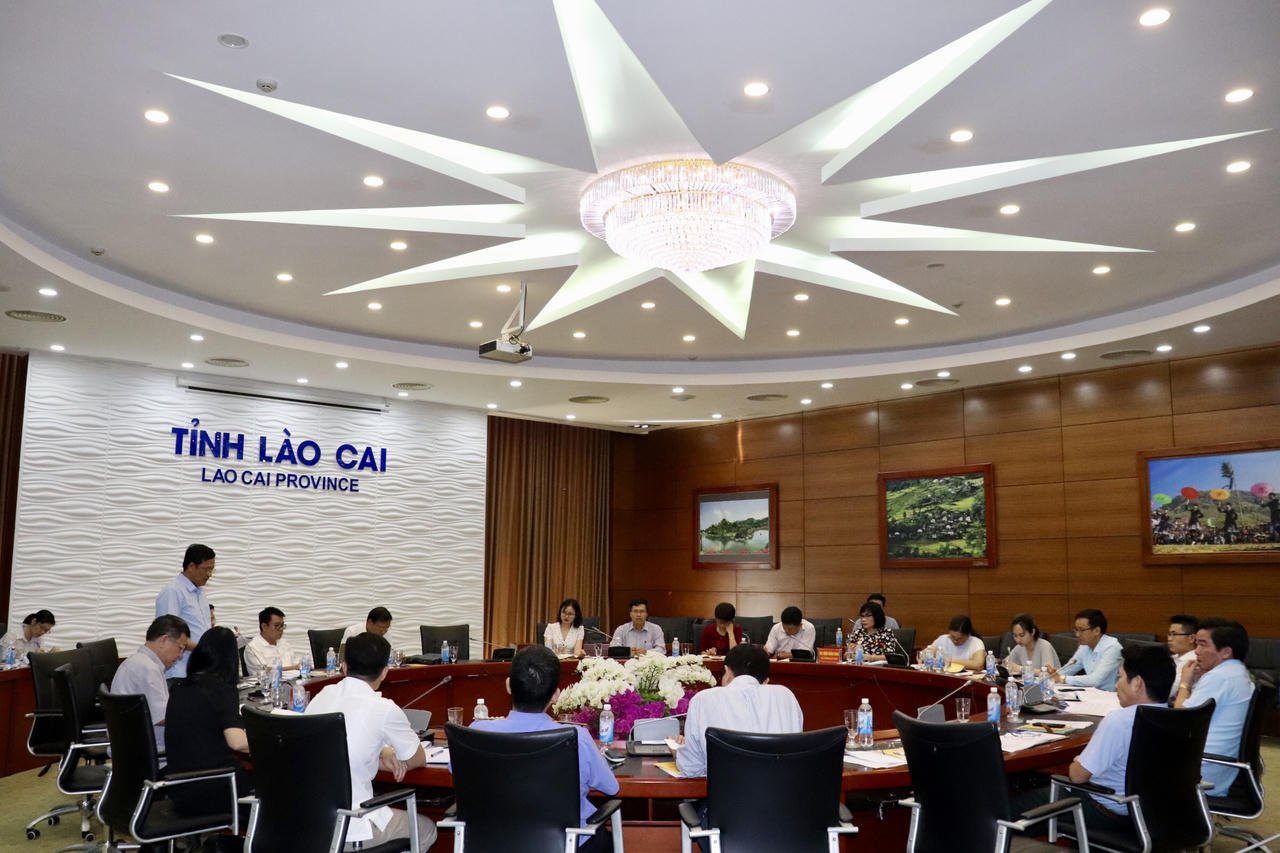 Thứ trưởng Đặng Hoàng Oanh kiểm tra công tác theo dõi tình hình thi hành pháp luật tại Lào Cai