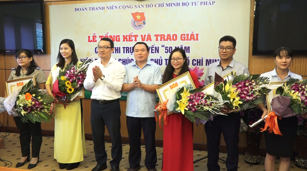 Tổng kết và trao giải cuộc thi trực tuyến “50 năm thực hiện theo di chúc của Chủ tịch Hồ Chí Minh”