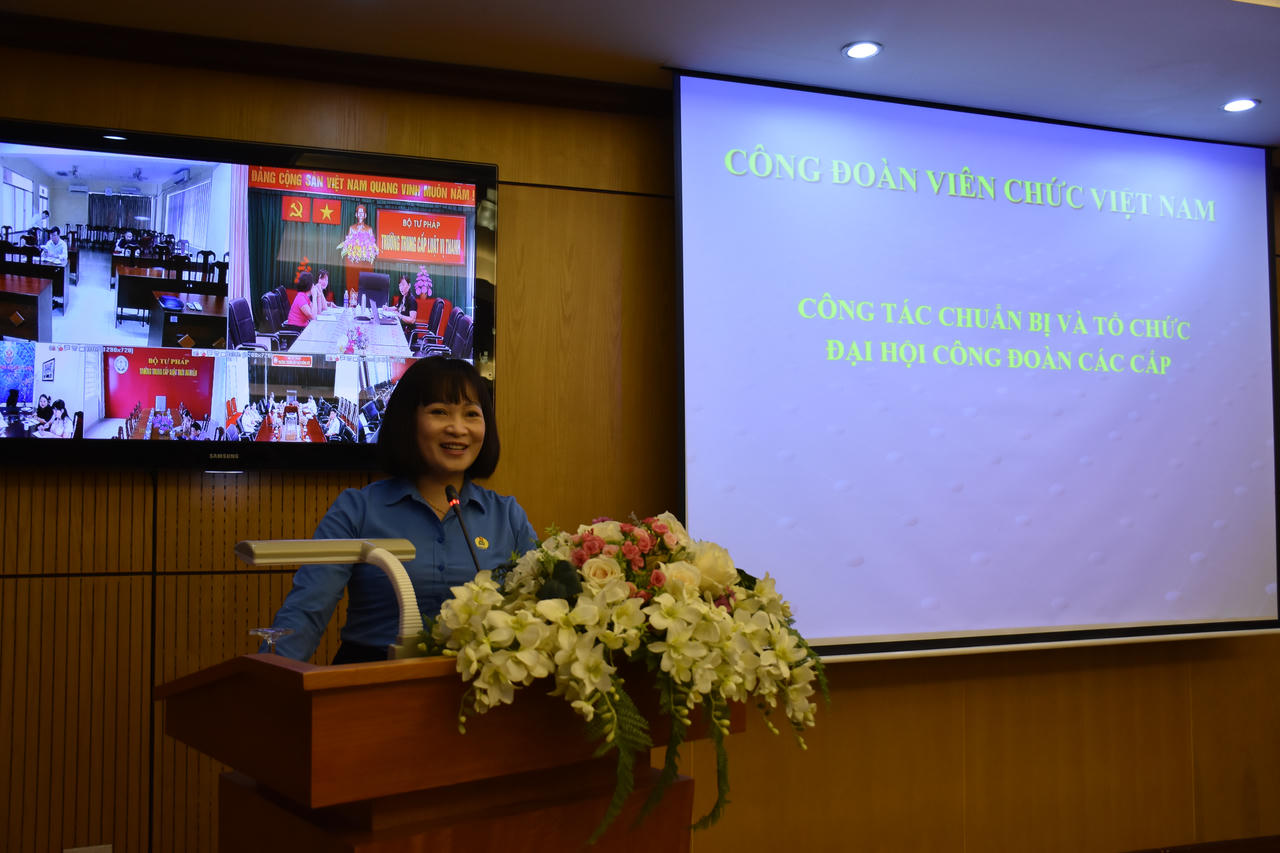 Tập huấn công tác tổ chức đại hội công đoàn các cấp 