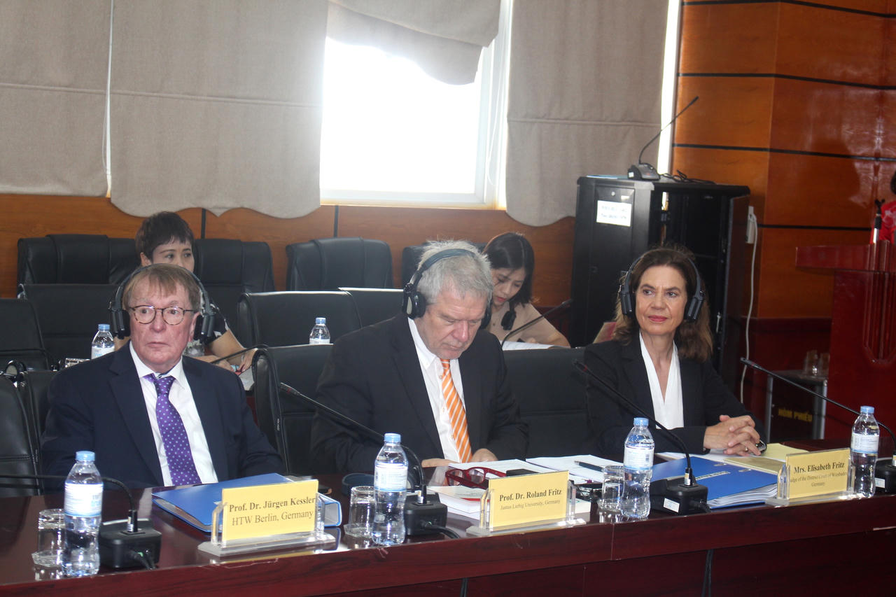 Hội thảo khoa học về hoàn thiện Luật xử lý Vi phạm hành chính 2012 ở Việt Nam