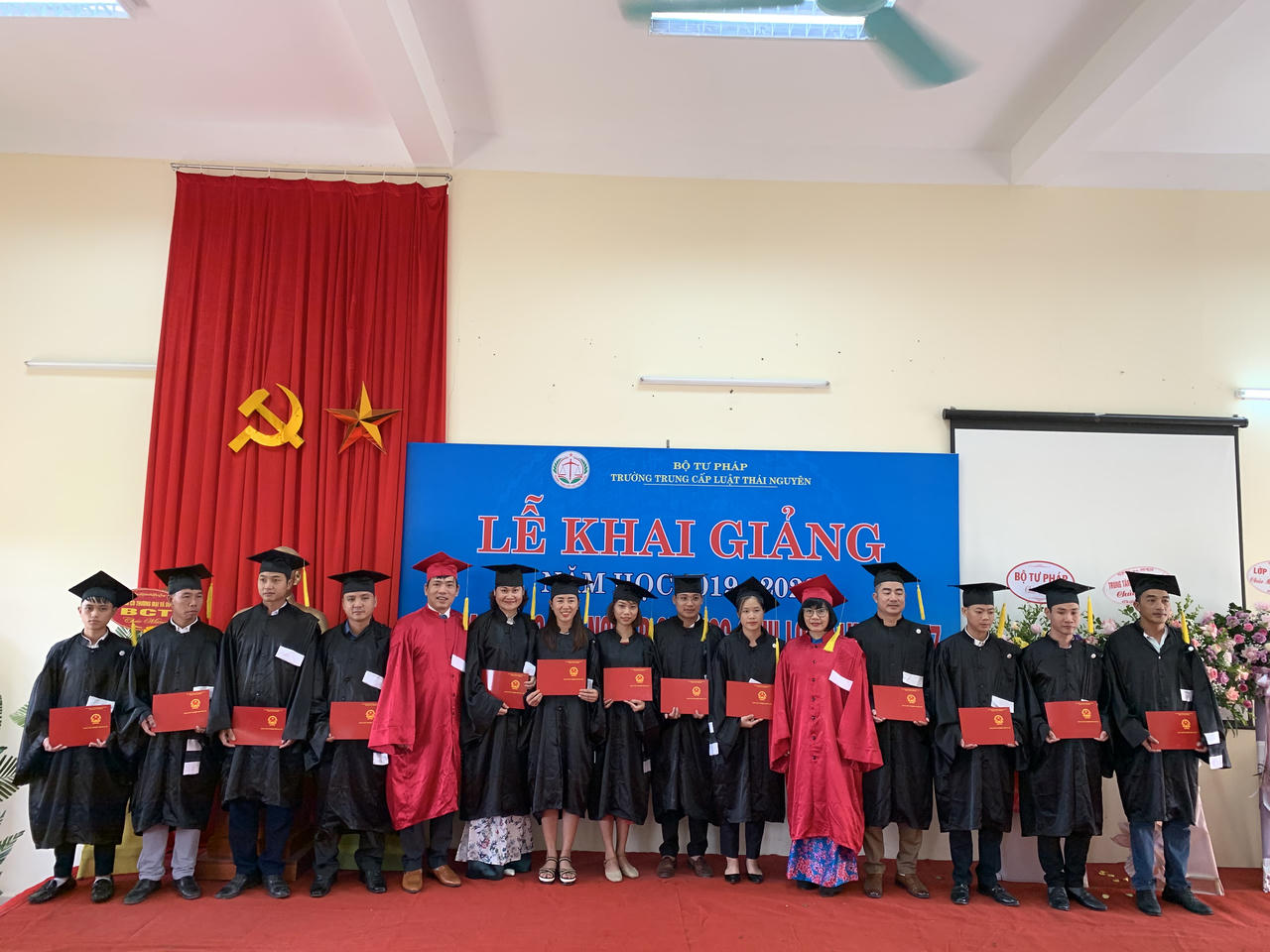 Trường Trung cấp luật Thái Nguyên khai giảng năm học 2019 – 2020 