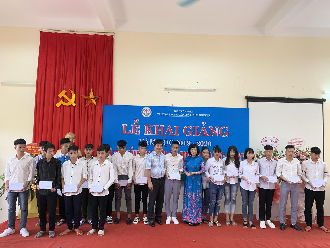 Trường Trung cấp luật Thái Nguyên khai giảng năm học 2019 – 2020 