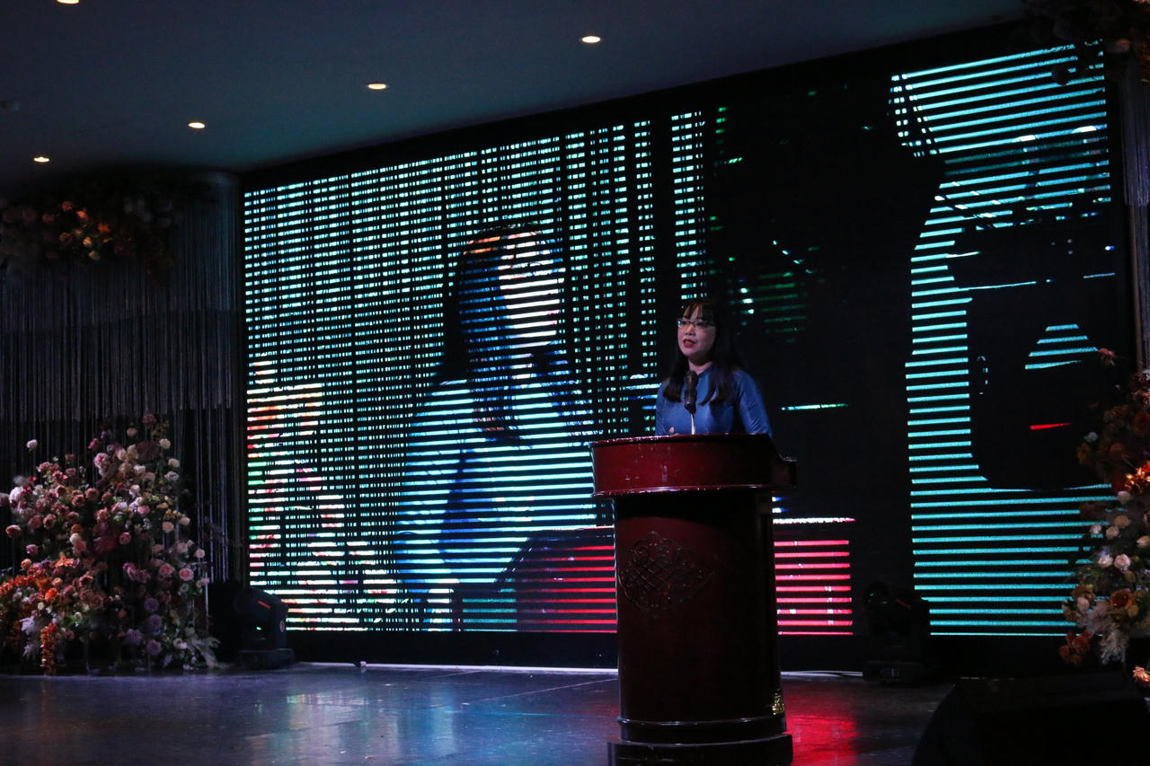 Nói chuyện chuyên đề Đạo đức công dân cho sinh viên trường Đại học Luật Hà Nội