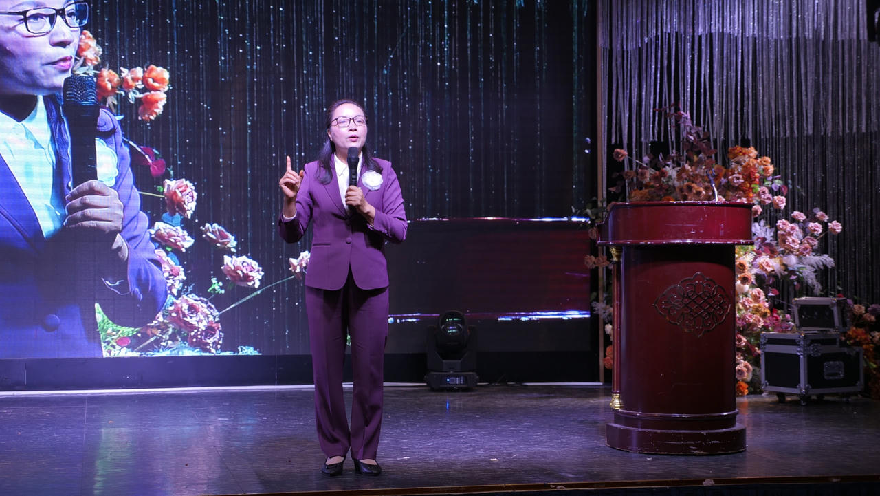 Nói chuyện chuyên đề Đạo đức công dân cho sinh viên trường Đại học Luật Hà Nội