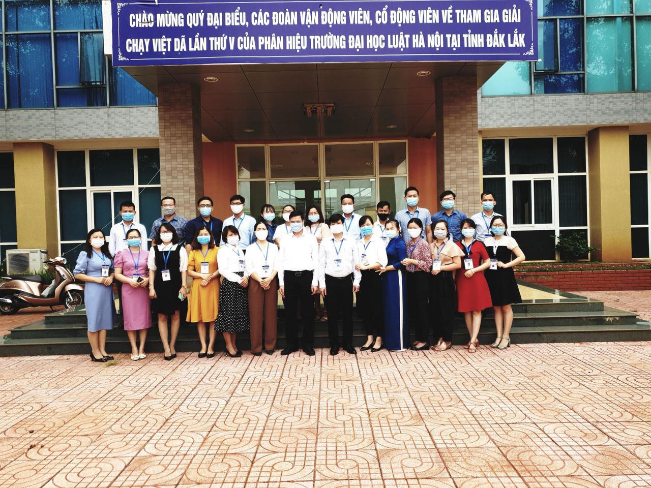 Đoàn công tác Trường Đại học Luật Hà Nội lên đường làm nhiệm vụ tại kỳ thi tốt nghiệp THPT năm 2021