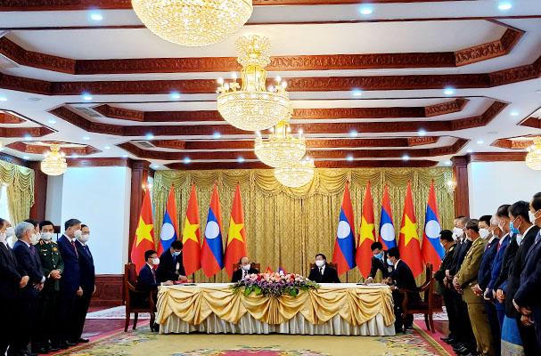 Hợp tác pháp luật và tư pháp Việt - Lào: Mãi mãi xanh tươi, đời đời bền vững