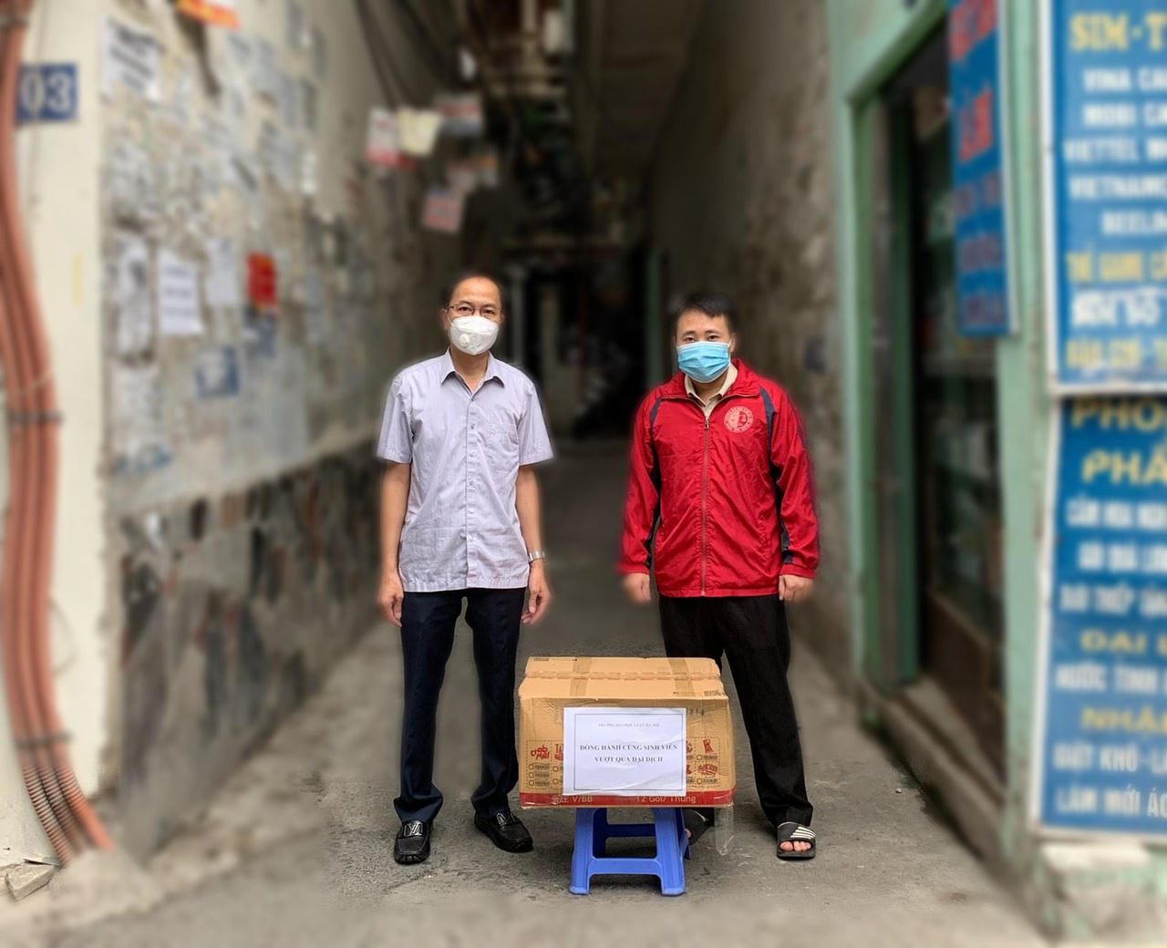 Đại học Luật Hà Nội tận tình hỗ trợ lưu học sinh, sinh viên khó khăn trong thời gian giãn cách