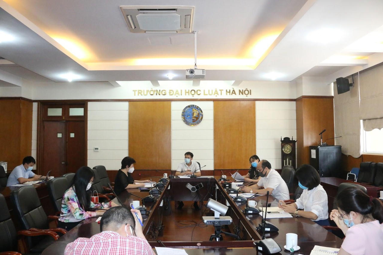 Trường Đại học Luật Hà Nội: Nhiều kết quả nổi bật trong đợt thi đua cao điểm chào mừng 76 năm Ngày truyền thống Ngành Tư pháp.