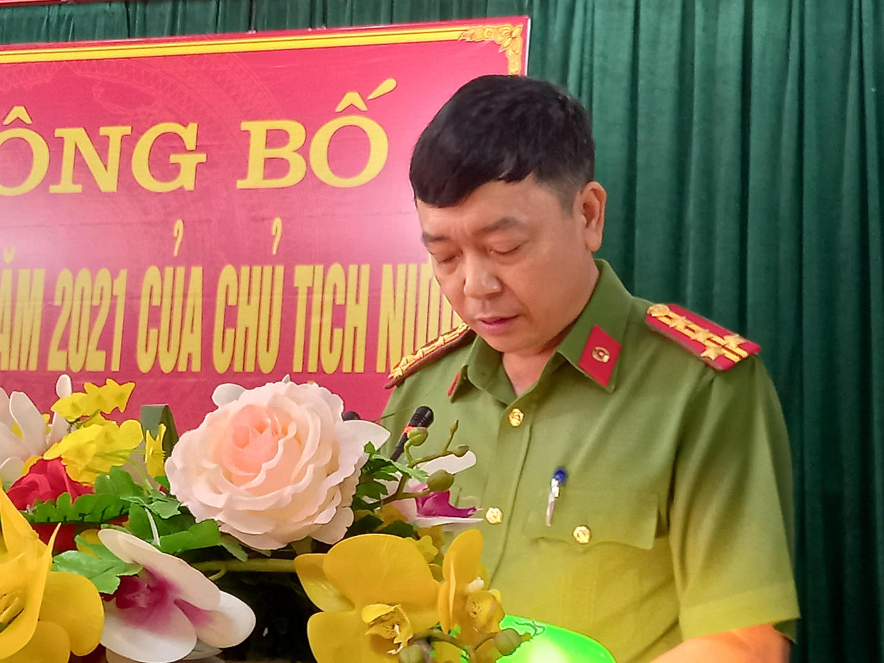 Thứ trưởng Đặng Hoàng Oanh dự công bố Quyết định đặc xá năm 2021 ở trại giam Hoàng Tiến