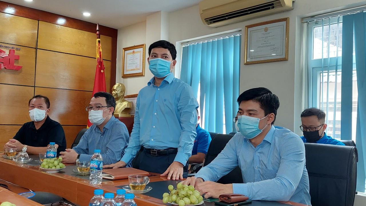 Trao Quyết định nâng cấp Đoàn cơ sở Báo Pháp luật Việt Nam