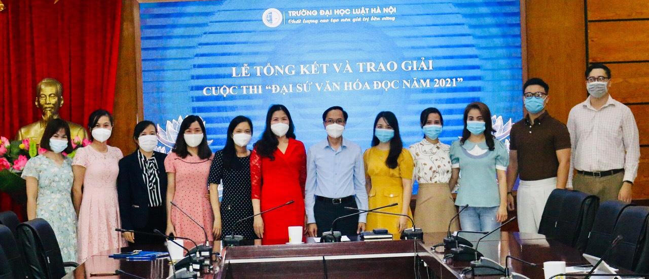 Trường Đại học Luật Hà Nội trao giải Cuộc thi “Đại sứ văn hóa đọc năm 2021”