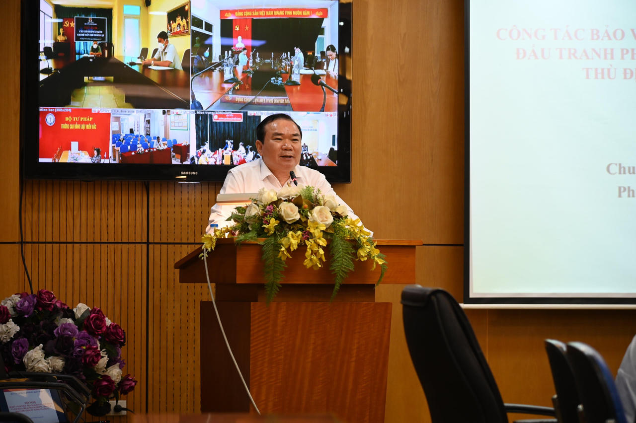 Xây dựng năng lực tự phòng, tự chống trước các âm mưu, thủ đoạn của thế lực thù địch