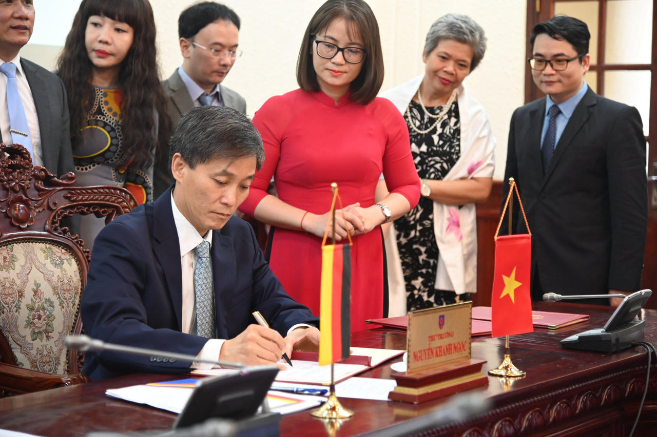 Việt Nam – CHLB Đức: Ký kết Chương trình hợp tác 3 năm giai đoạn 2022 – 2025