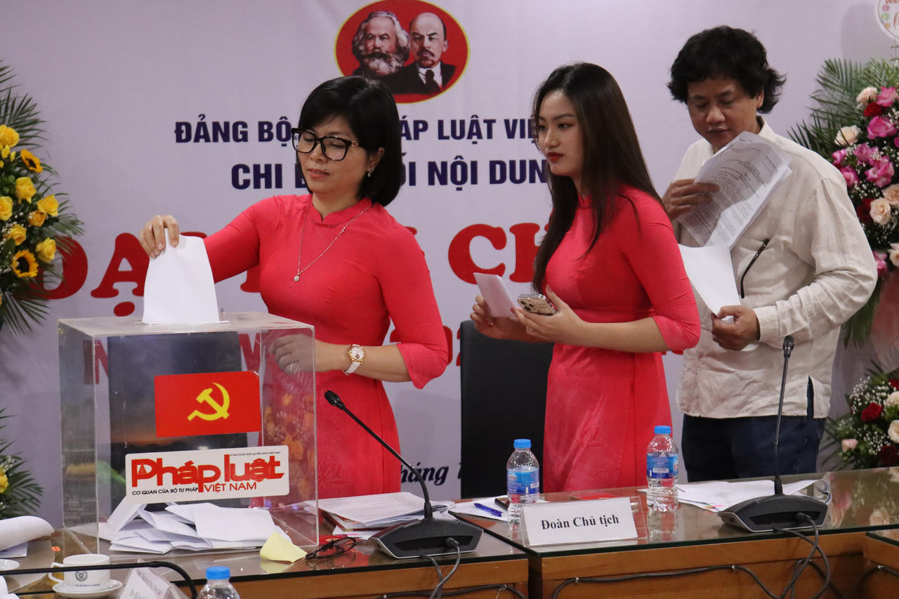 Hai Chi bộ thuộc Đảng bộ Báo Pháp luật Việt Nam: Tổ chức thành công Đại hội nhiệm kỳ 2022-2025