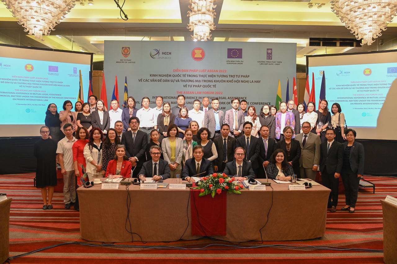 Đẩy mạnh giải quyết hiệu quả các vụ việc dân sự, thương mại có yếu tố nước ngoài